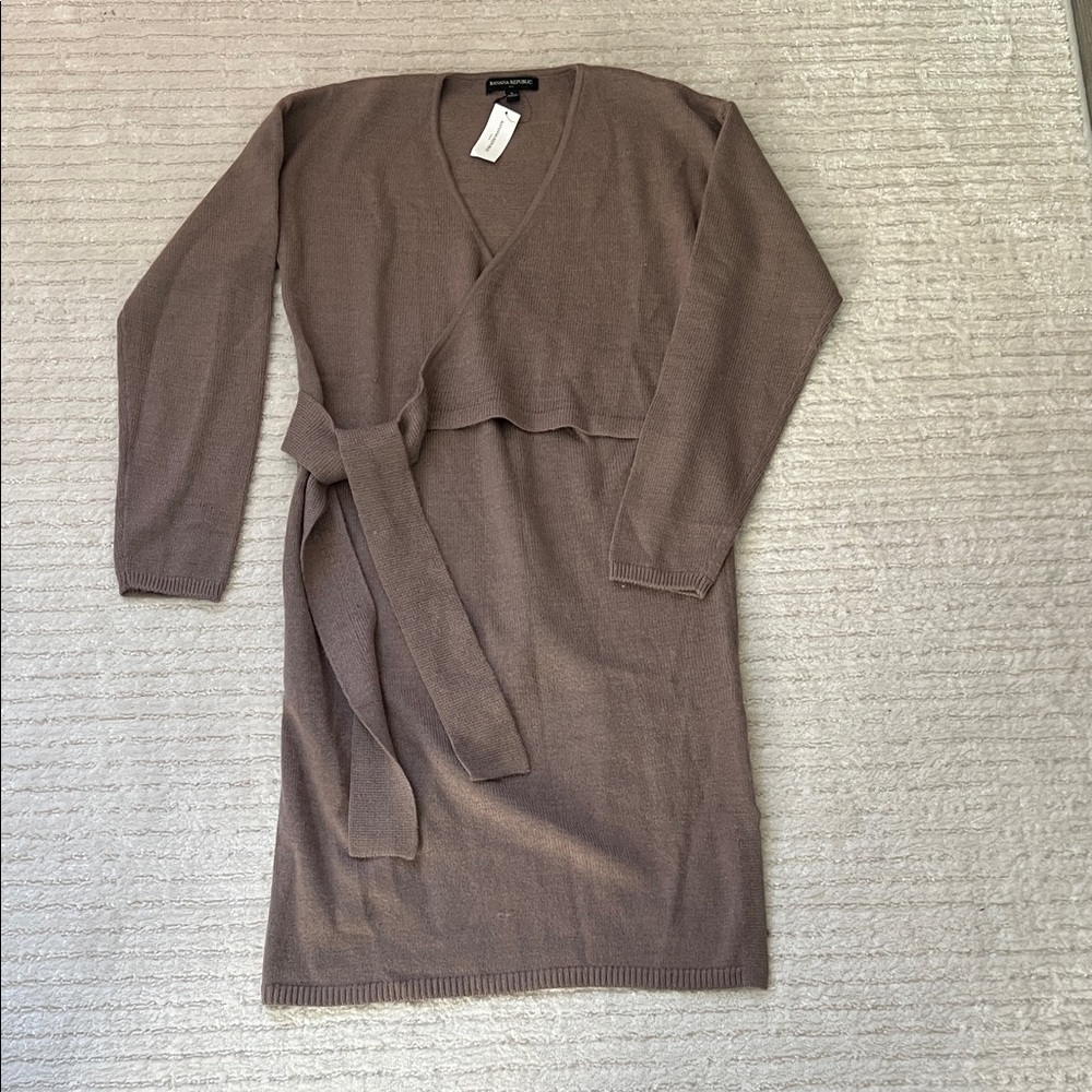 Banana Republic Taupe Long Sleeve Dress